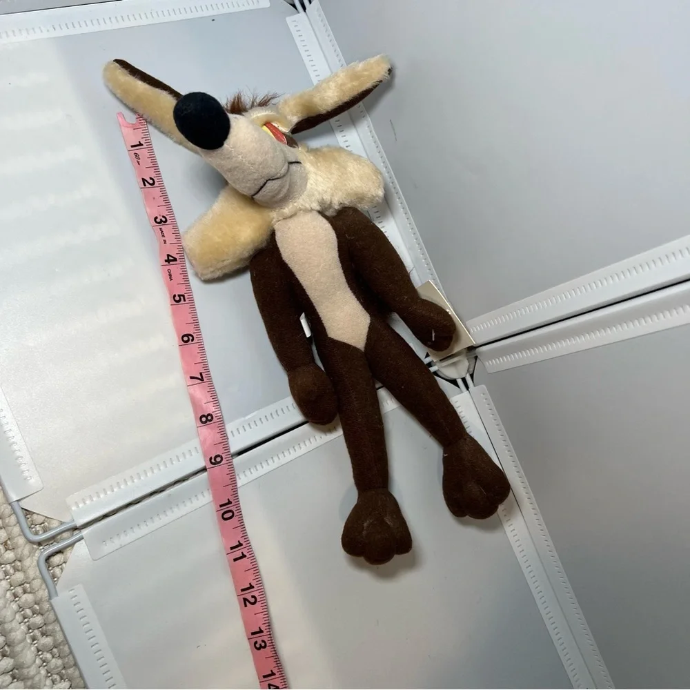 Wile E Coyote Sticker Ace plush 1995 Looney Tunes New ￼Vintage Tag